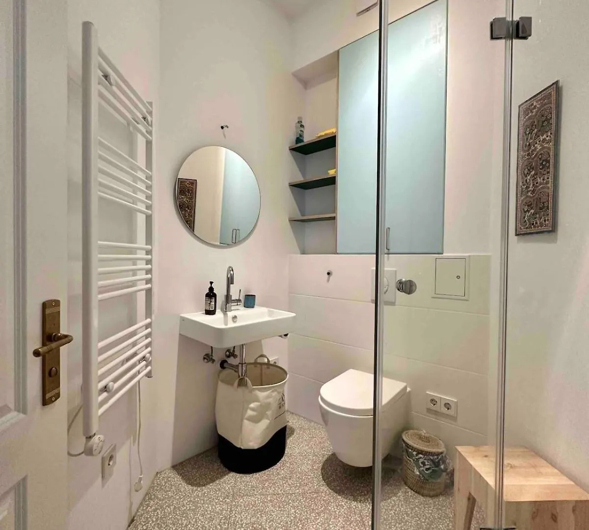 아파트 Colorful Design 2Room W Balcony Next Maybachufer 베를린 독일